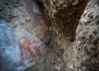Sensual fresco discovered in ancient Pompeii bedroom