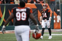 Bengals' Dalton out for season with thumb injury