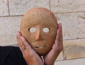 9,000-year-old stone mask excavated in Israel's Hebron Hills