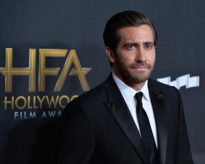 Netflix releases first photo of Jake Gyllenhaal in 'Velvet Buzzsaw ...