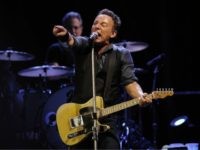 Bruce2 US Bruce Springsteen and The E Street Band perform, on May 13, 2012 in Sevilla. AFP PHOTO/ CRISTINA QUICLER (Photo credit should read CRISTINA QUICLER/AFP/GettyImages