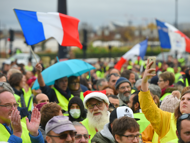 Yellow Vests (Gilets Jaunes in French) protesters demonstrate against rising oil prices and living costs in Bordeaux, southwestern France, on December 1, 2018. (Photo by NICOLAS TUCAT / AFP) (Photo credit should read NICOLAS TUCAT/AFP/Getty Images)