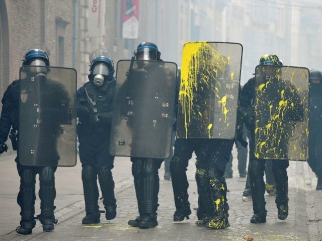 Pictures: France Yellow Vests March on ‘Collaborator’ Mainstream Media Headquarters