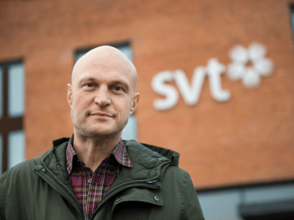 Swedish Television (SVT) reporter Fredrik Onnevall poses outside the SVT Malmo offices in Malmo, Sweden, on January 24, 2017. - Onnevall will go on trial on January 26, 2017 for human trafficing for bringing a 15-year-old Syrian migrant boy to Sweden during the European refugee crisis in spring 2014. (Photo …