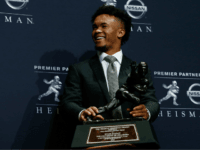 Kyler Murray Kyler Murray of Oklahoma poses for a photo after winning the 2018 Heisman Trophy on December 8, 2018 in New York City. (Photo by Mike Stobe/Getty Images)