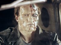 MV5BODczODgzMTQxM15BMl5BanBnXkFtZTcwMzA0NDQyNA@@ Arnold Schwarzenegger in The Terminator (Metro-Goldwyn-Mayer, 1984)