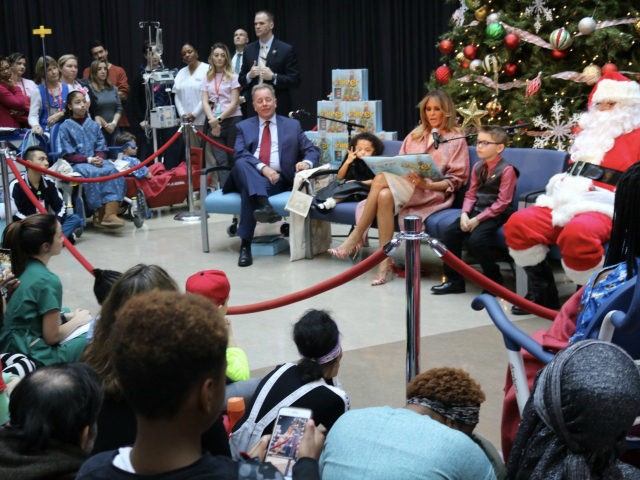 irst lady Melania Trump reads Oliver the Ornament Christmas story to hospital children (Ph