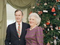 george-h-w-bush-barbara-bush-christmas-1988-ap Vice President George H.W. Bush poses with wife Barbara by the White House Christmas tree, Dec., 1988. (AP Photo)