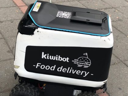 Kiwibot food delivery robot like the one that caught on fire at the UC Berkeley campus