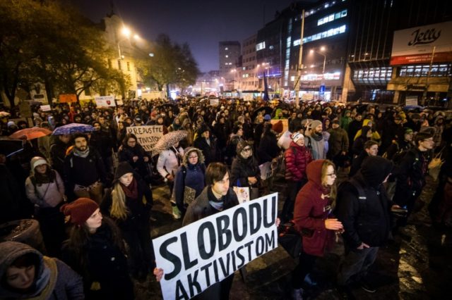Slovakia frees 'unlawfully' held Greenpeace activists