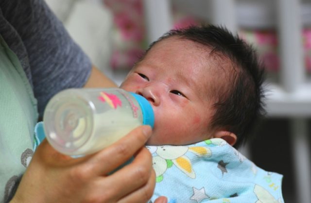 Cash for kids: S. Korea seeks to raise falling birthrate