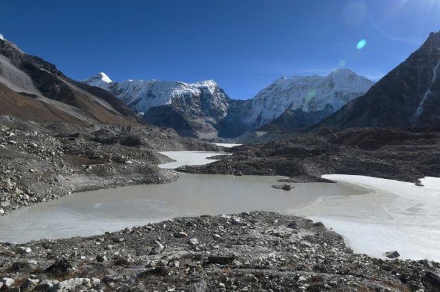Fighting climate change in the shadow of Mount Everest