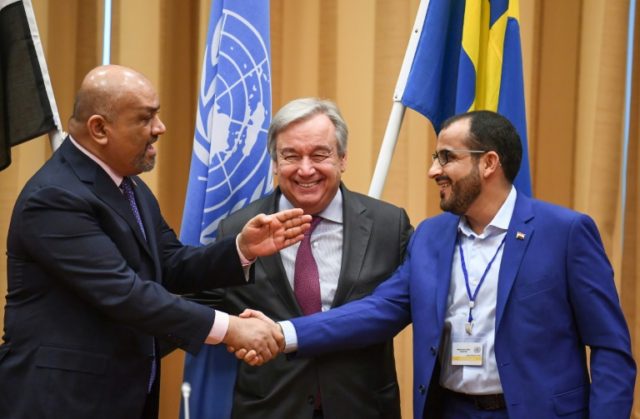 Yemen's warring parties agree ceasefire for key port at UN talks