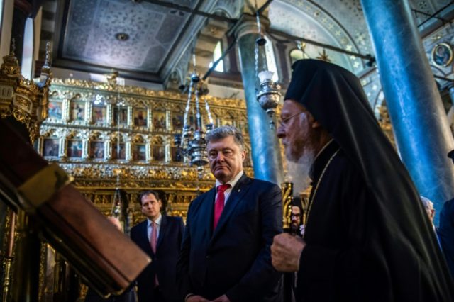 Ukrainians await historic synod decision on independent church
