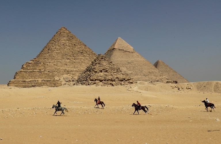 Egypt Probes Images Of Naked Couple Atop Pyramid Breitbart