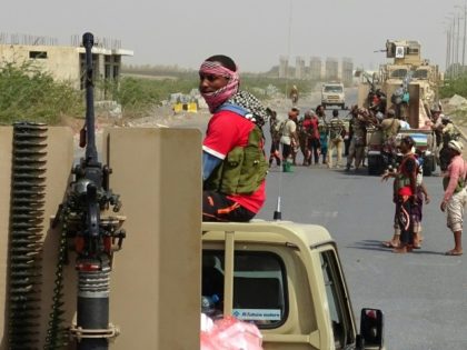 Clashes erupt in Yemen's Hodeida in truce violation: official