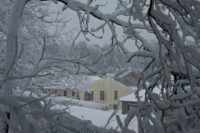 Winter storms batter large swaths of US