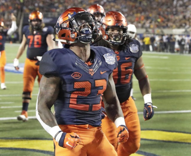 Syracuse tops West Virginia in Camping World Bowl, 3418 Breitbart