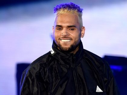 LOS ANGELES, CA - OCTOBER 20: Chris Brown performs onstage during 'We Can Survive, A Radio.com Event' at The Hollywood Bowl on October 20, 2018 in Los Angeles, California. (Photo by Kevin Winter/Getty Images for Radio.com)