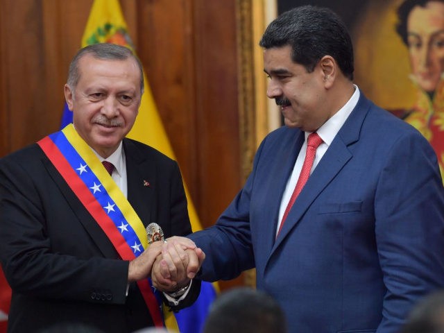 Venezuelan President Nicolas Maduro (R) and Turkish President Recep Tayyip Erdogan are pic