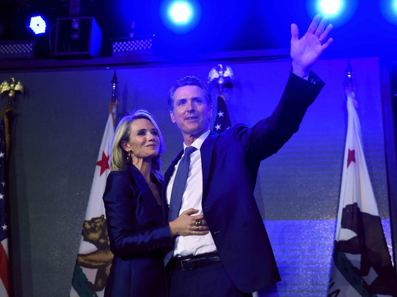 California Governor Gavin Newsom Takes Office, Vows to Fight Trump's ...