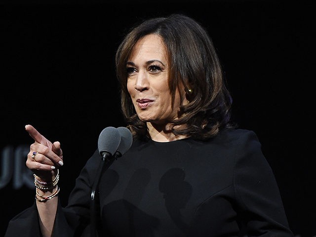 NEW YORK, NY - NOVEMBER 12: Kamala Harris speaks onstage at the 2018 Glamour Women Of The