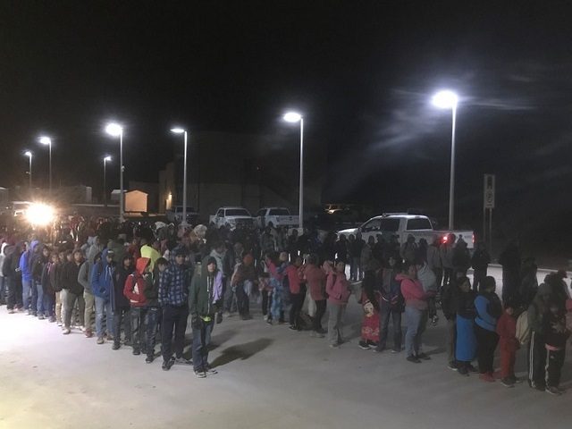 Large Group of Migrants Crossing New Mexico Border