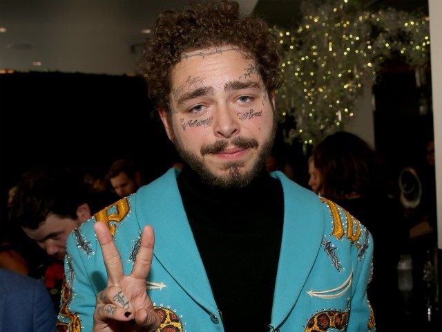 LOS ANGELES, CA - OCTOBER 09: Post Malone attends the 2018 American Music Awards VIP Loung
