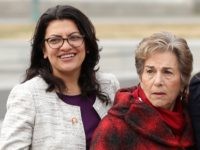 Rashida Tlaib and Jan Schakowsky (Chip Somodevilla / Getty) Rashida Tlaib and Jan Schakowsky (Chip Somodevilla / Getty)