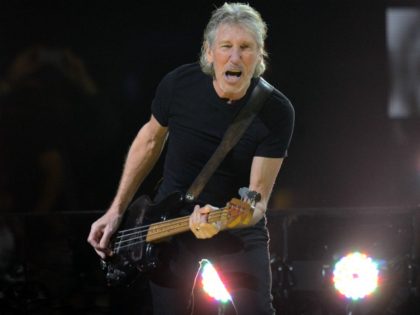 British musician Roger Waters performs during '12-12-12 The Concert For Sandy Relief' December 12, 2012 at Madison Square Garden in New York. AFP PHOTO/DON EMMERT (Photo credit should read DON EMMERT/AFP/Getty Images)
