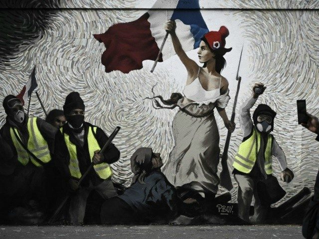 picture Yellow vests - chalk on concrete by French street artist Pascal Boyart