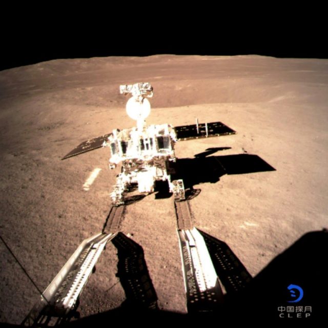 Chinese rover 'Jade Rabbit' drives on far side of the moon
