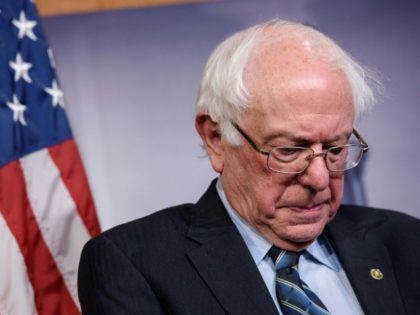 Sanders apologizes for harassment by 2016 campaign staff