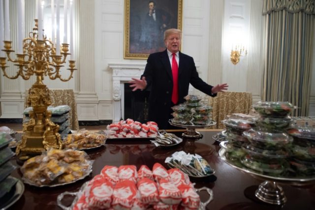 As shutdown bites, Trump foots bill for fast food feast