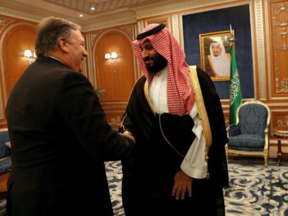 Pompeo on diplomatic tightrope in Saudi talks over Khashoggi murder