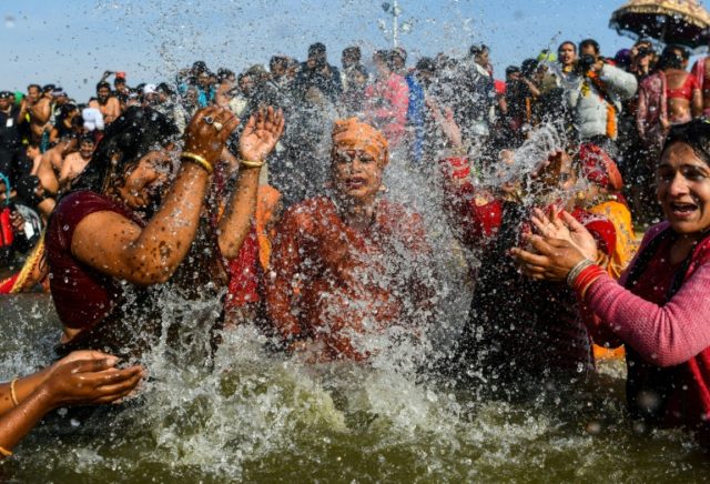 Millions take plunge in giant Indian religious festival