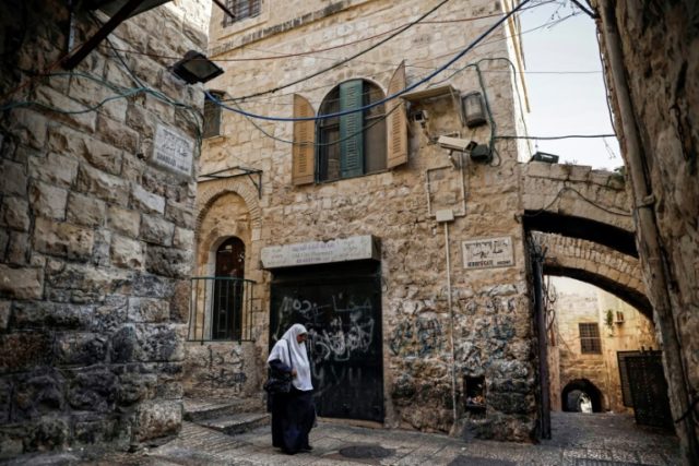 In Jerusalem's Old City, conflict means buyer and seller beware
