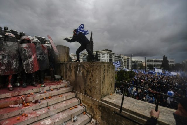 Clashes in Athens as tens of thousands protest Macedonian name deal