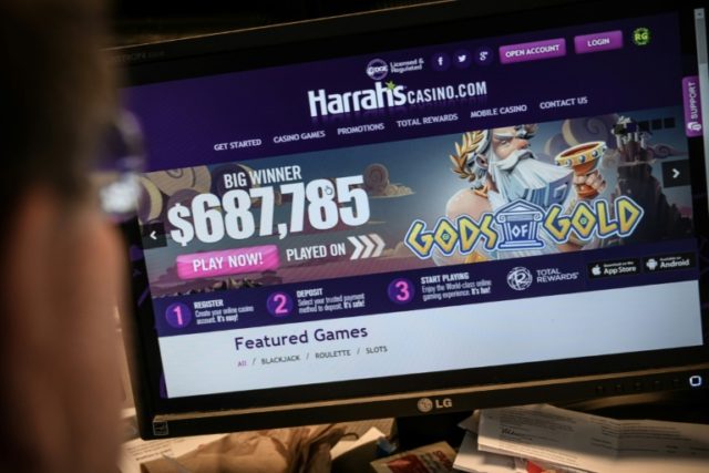 Chips are down for online gamblers as US moves toward new ban
