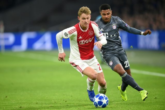 Barcelona sign De Jong from Ajax for 75 million euros