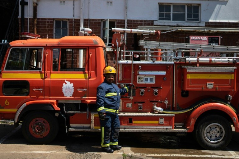 Zimbabwe fire brigade on frontline after protests Breitbart