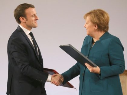 News media lobbies Merkel, Macron on copyright reform