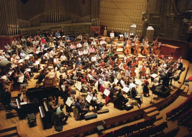 Outcry as French orchestra hires conductor at centre of #MeToo row