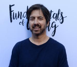 Ray Romano returns to stand-up in 'Right Here, Around the Corner' trailer
