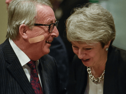 Juncker May Teeth