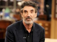 Lorrecrop1 BURBANK, CA - AUGUST 15: Creator/executive producer Chuck Lorre appears on the set of 'The Big Bang Theory' for a dialogue with members of The Academy of Television Arts and Sciences at Warner Bros. Studios on August 15, 2013 in Burbank, California. (Photo by Kevin Winter/Getty Images)