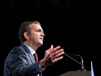 Virginia governor refuses to resign over racist photo
