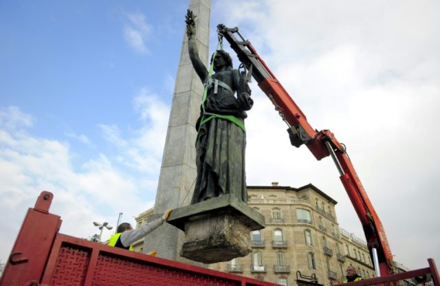 Spain orders hundreds of municipalities to remove Franco symbols