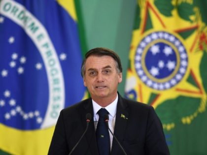 Brazil central bank keeps key rate at 6.5%, cautious under Bolsonaro