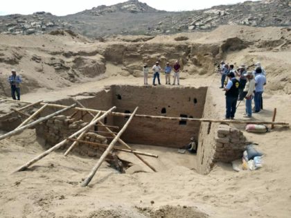 Archaeologists discover Incan tomb in Peru